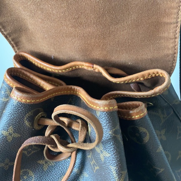 ⭐️⭐️SOLD on IG⭐️Louis Vuitton Montsouris GM - Picture 3 of 14